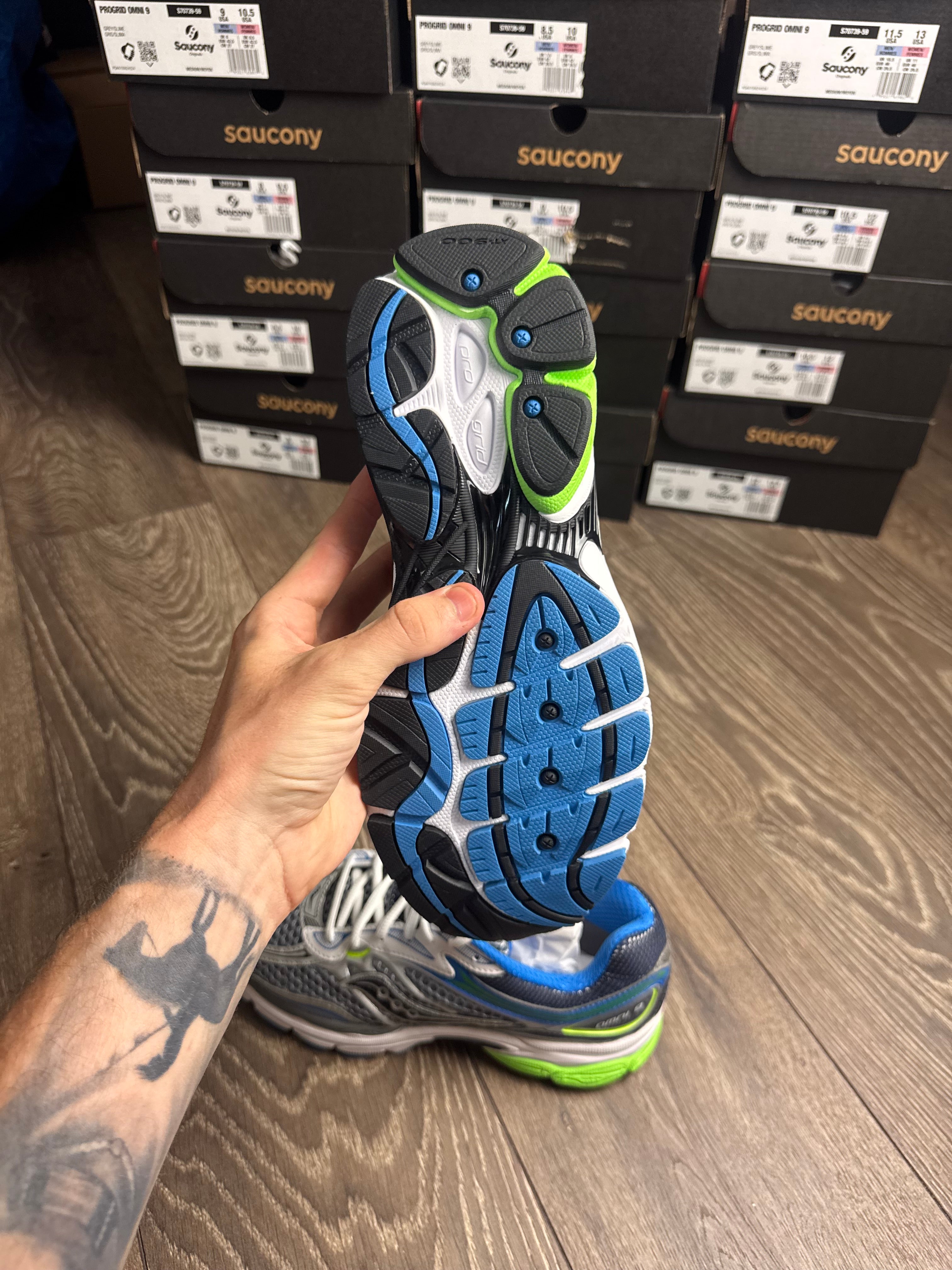 Saucony ProGrid Omni 9 Grey Slime